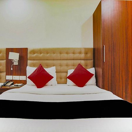 Collection O The Kailash Dev Hotel Nueva Delhi Exterior foto