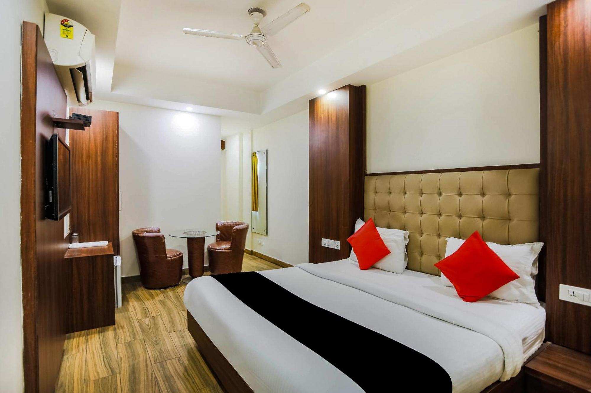 Collection O The Kailash Dev Hotel Nueva Delhi Exterior foto